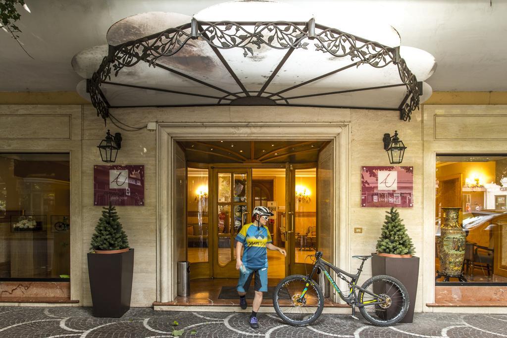 Ambasciatori Place Hotel Fiuggi Exterior photo